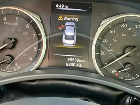 Used 2018 INFINITI Q50 Luxe w/ Essential Package (3.0T Luxe) image 13