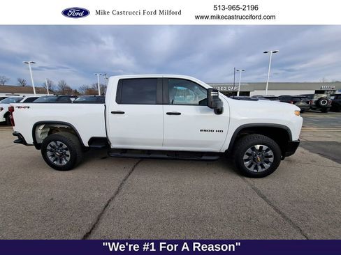 Used 2023 Chevrolet Silverado 2500 Custom w/ Custom Value Package image 6