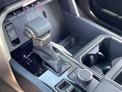 New 2026 Toyota Tundra SR5 AWD/4WD image 13