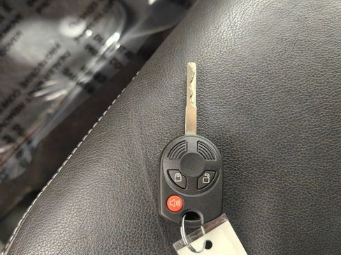 Used 2013 Ford Escape SEL w/ Class II Trailer Tow Pkg image 15