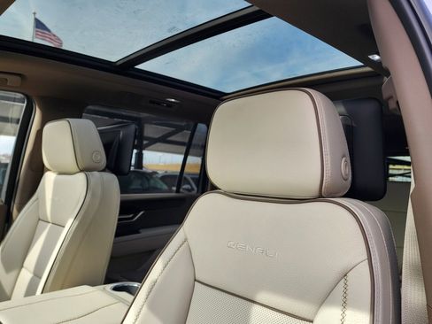 New 2026 GMC Yukon XL Denali w/ Denali Reserve Package image 15