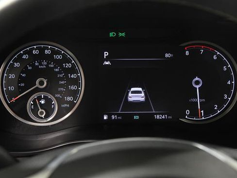 Certified 2023 Genesis G70 2.0T AWD/4WD image 8