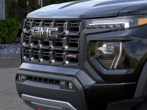 New 2026 GMC Canyon AT4 w/ AT4 Premium Package AWD/4WD image 13