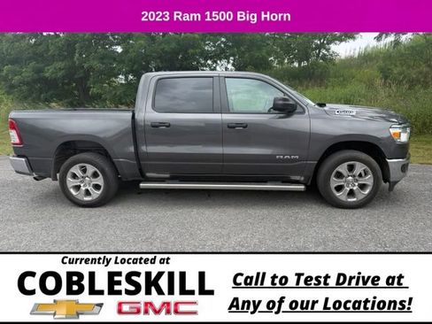 Used 2023 RAM 1500 Big Horn AWD/4WD image 3