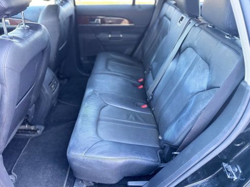 Used 2013 Lincoln MKX Base 4dr SUV w/ Wood Pkg image 10