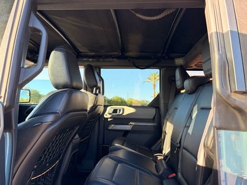 Used 2022 Ford Bronco Badlands AWD/4WD image 12