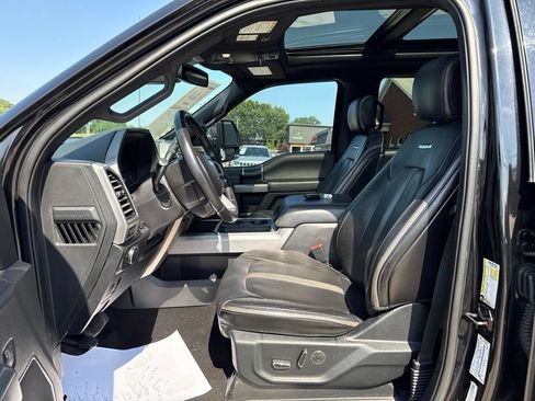 Used 2019 Ford F250 Platinum w/ Platinum Ultimate Package AWD/4WD image 26