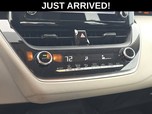 Used 2020 Toyota Corolla LE FWD image 14