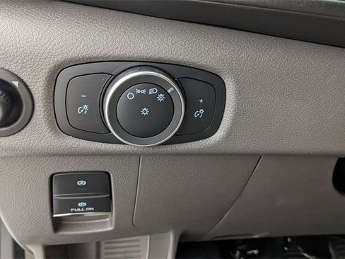 New 2025 Ford Transit 250 148 Medium Roof image 21