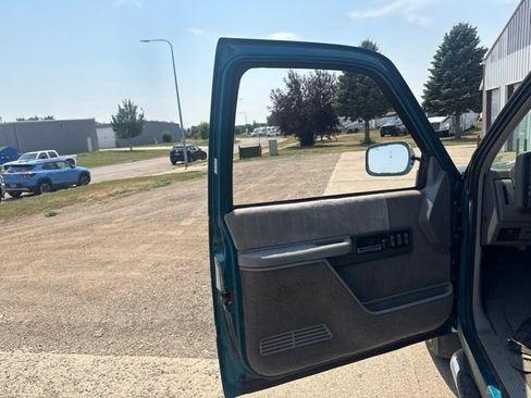 Used 1994 Chevrolet Silverado 1500 4x4 Extended Cab image 15