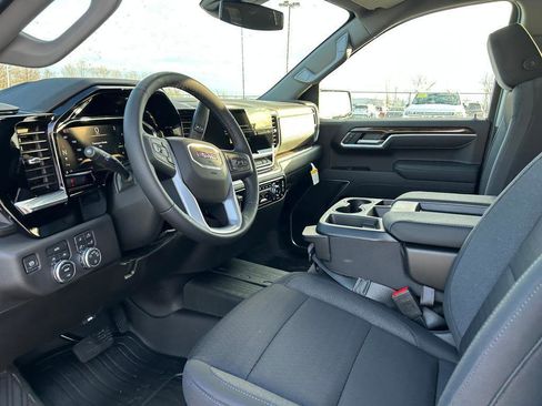 New 2026 GMC Sierra 1500 SLE w/ Preferred Package image 6