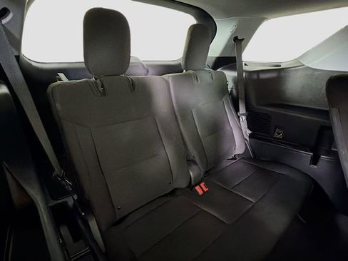 Used 2022 Ford Explorer XLT RWD image 26