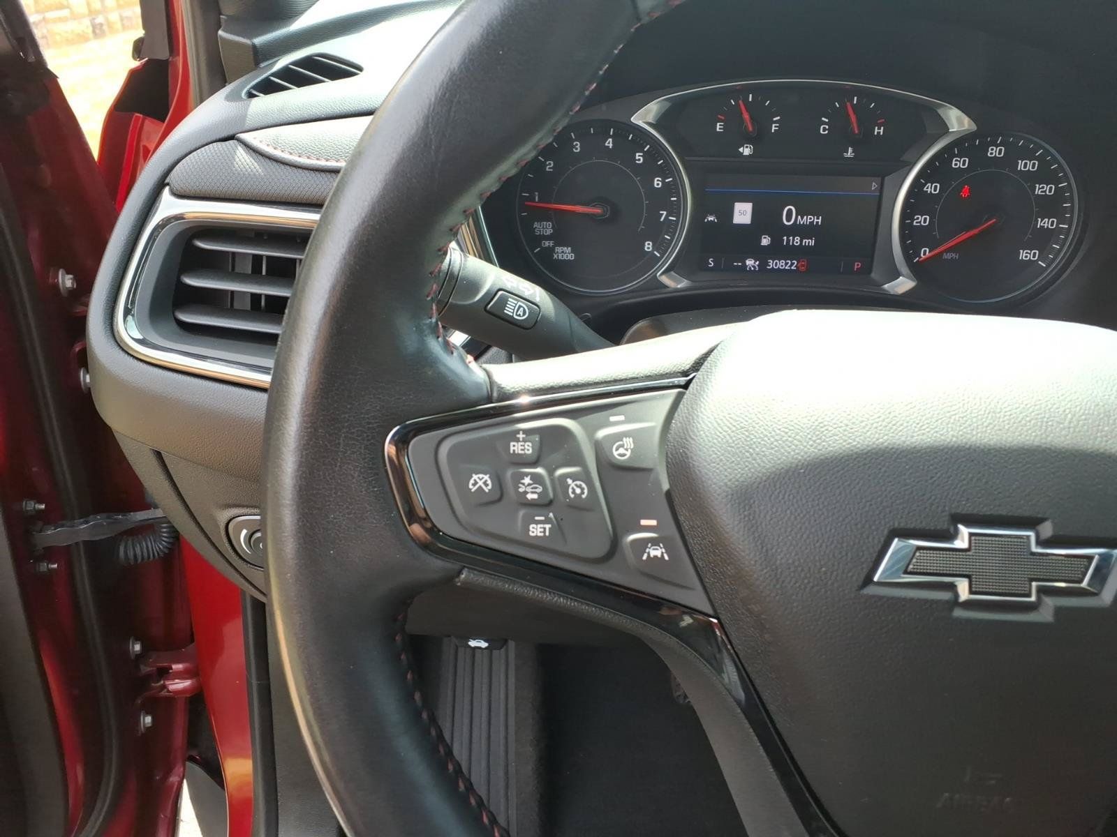 Used 2022 Chevrolet Equinox RS w/ Infotainment Package FWD image 23