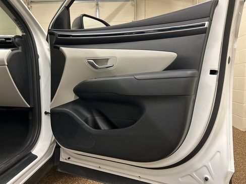 Used 2023 Hyundai Tucson SEL image 16