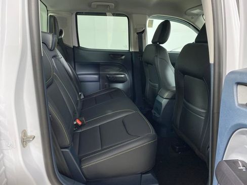 Used 2025 Ford Maverick Lobo AWD/4WD image 9