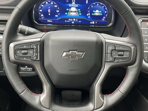 Certified 2024 Chevrolet Suburban RST w/ Luxury Package image 15