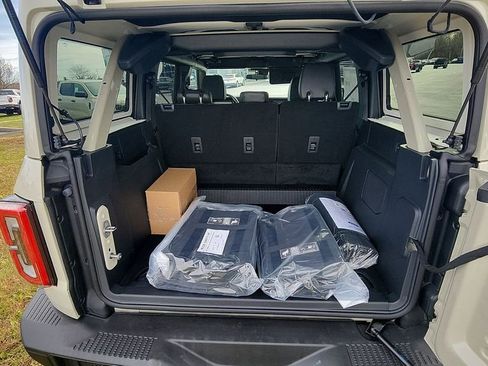 New 2025 Ford Bronco Badlands image 28