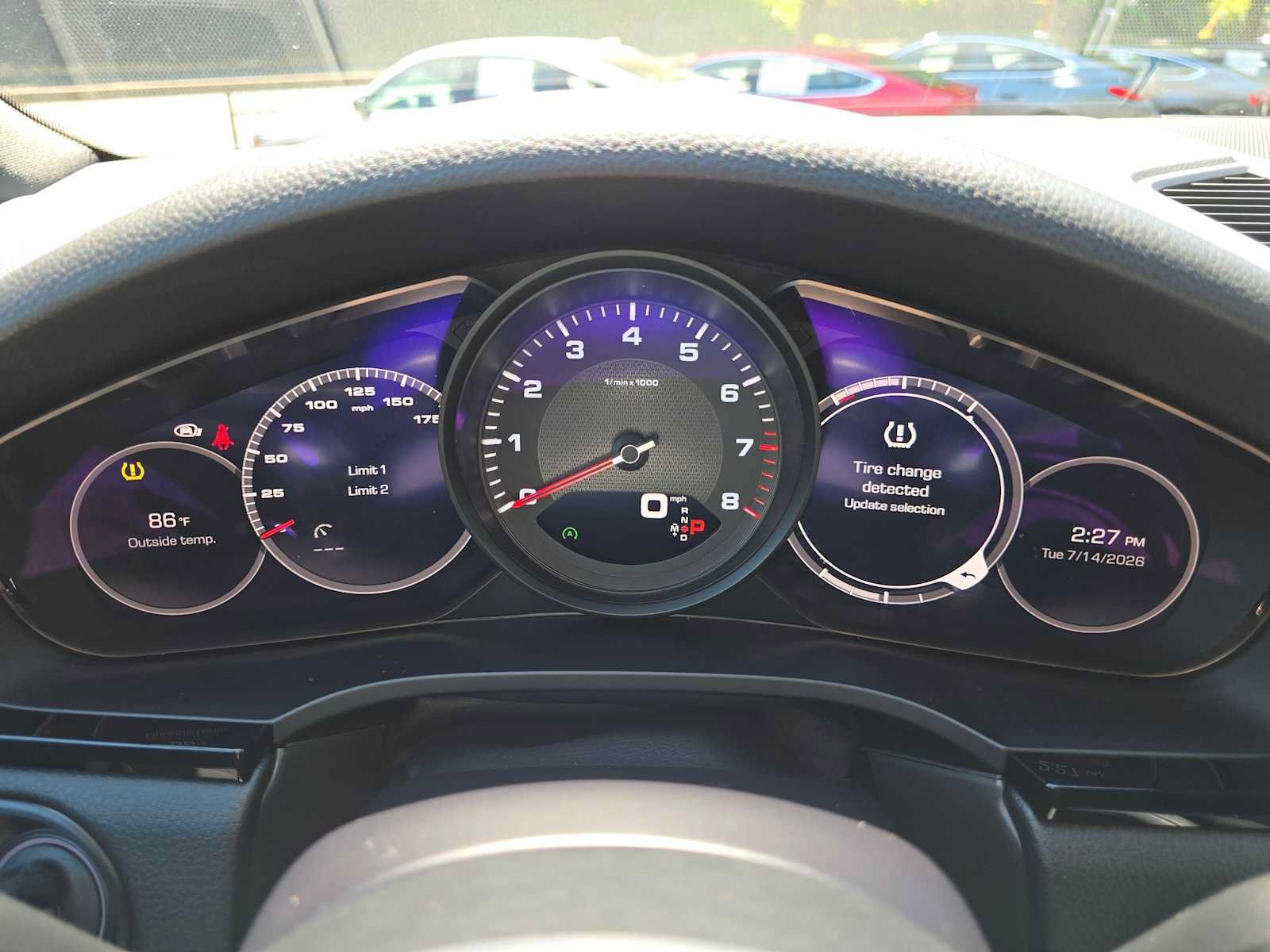Used 2021 Porsche Cayenne AWD/4WD image 28