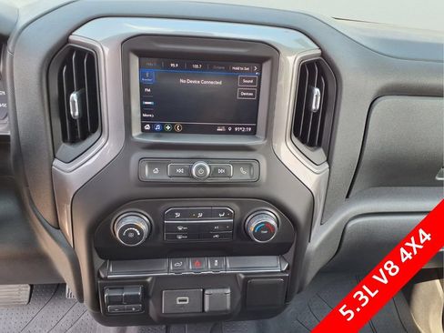 Used 2019 Chevrolet Silverado 1500 Custom w/ Custom Max Trailering Package AWD/4WD image 13