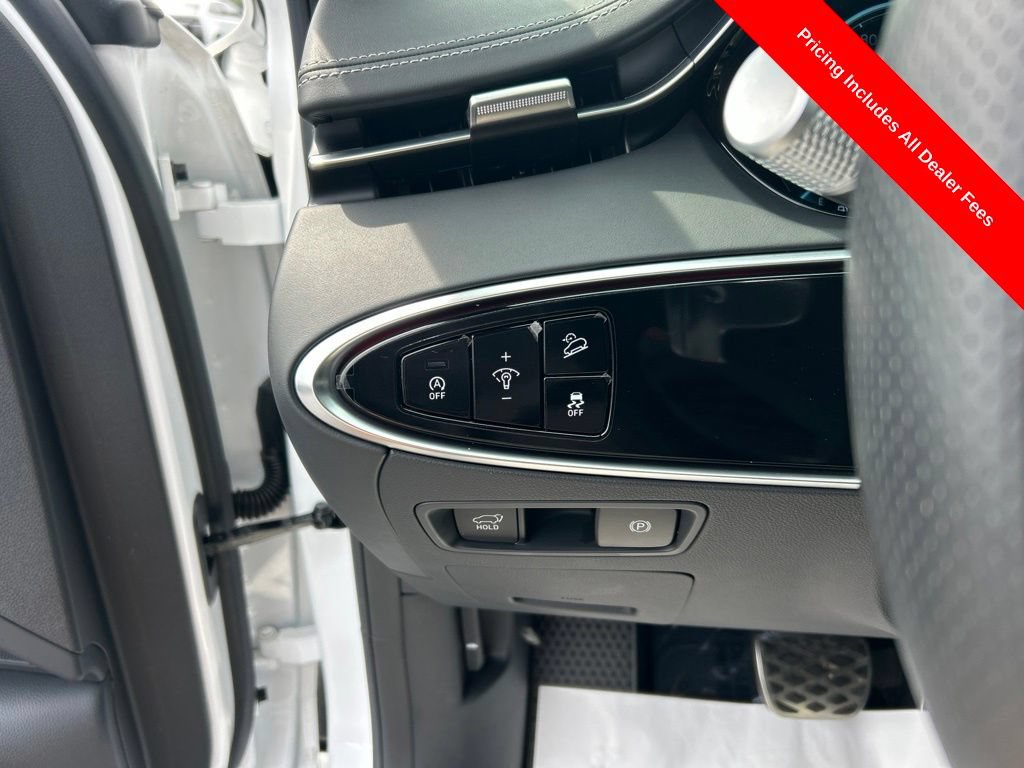 Used 2022 Genesis GV70 3.5T Sport w/ Sport Prestige Package AWD/4WD image 8
