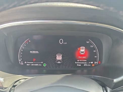 Used 2024 Acura MDX w/ Technology Package FWD image 22