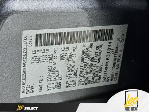 Used 2023 Nissan Rogue S AWD/4WD image 31