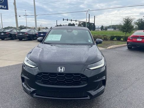 Used 2023 Honda HR-V EX-L image 2