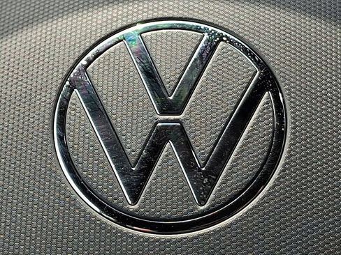 Certified 2025 Volkswagen ID.4 Pro S RWD image 28