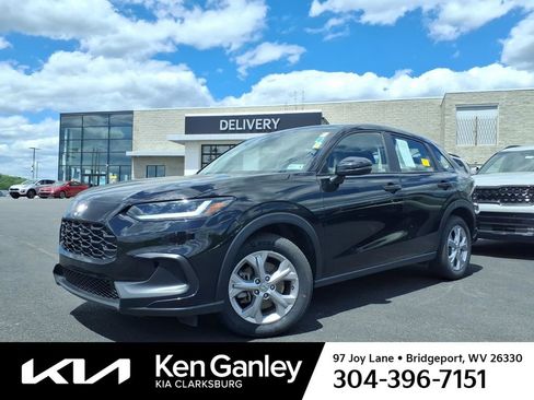 Used 2023 Honda HR-V LX image 2