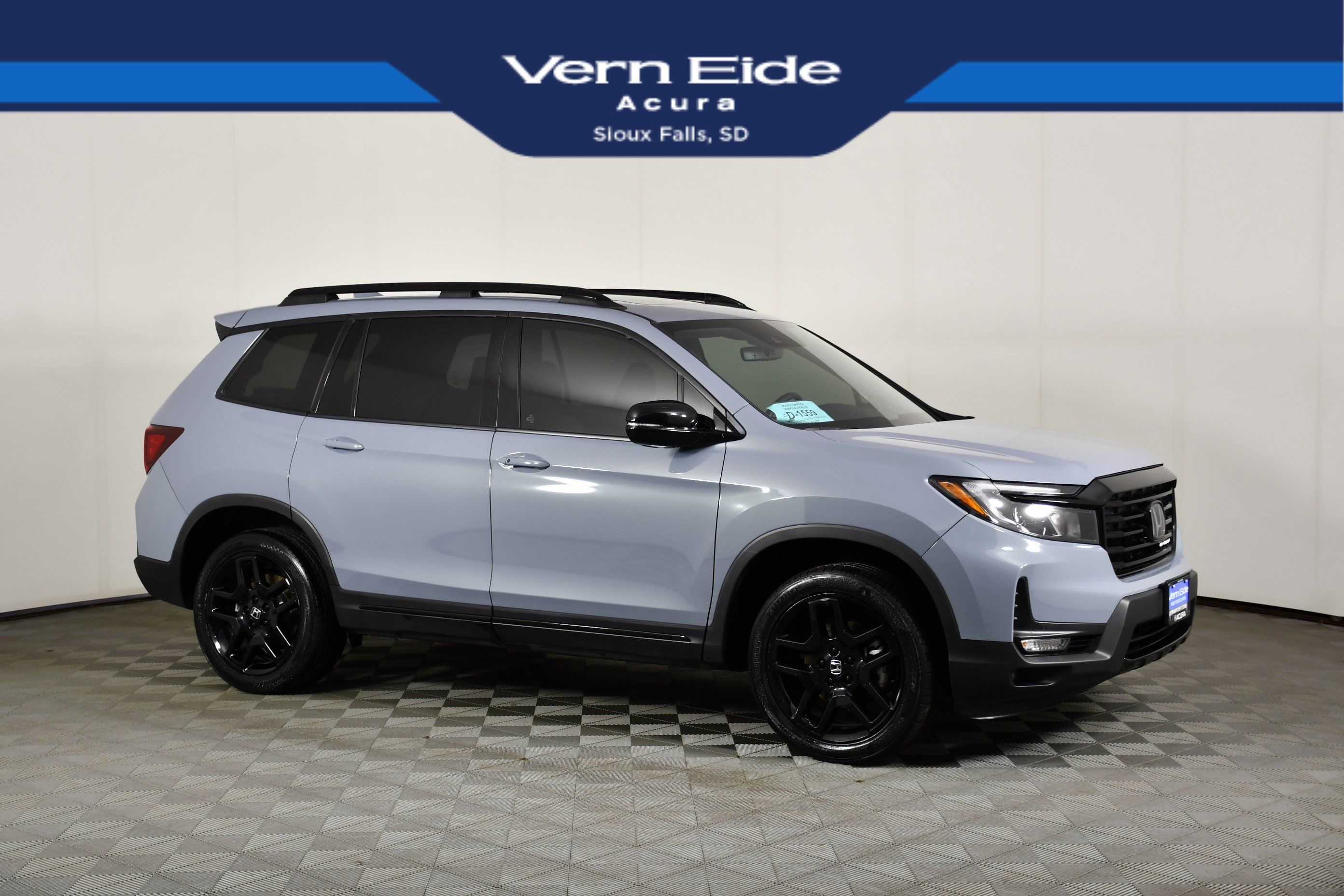 Used 2024 Honda Passport Black Edition image 1