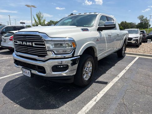 Used 2022 RAM 3500 Laramie AWD/4WD image 2