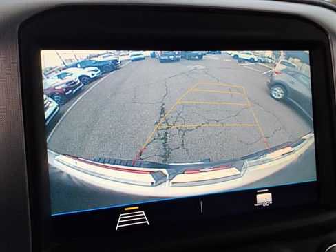 Used 2022 GMC Sierra 2500 SLE w/ SLE Convenience Package image 27