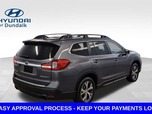 Used 2021 Subaru Ascent Premium w/ Convenience Package image 2