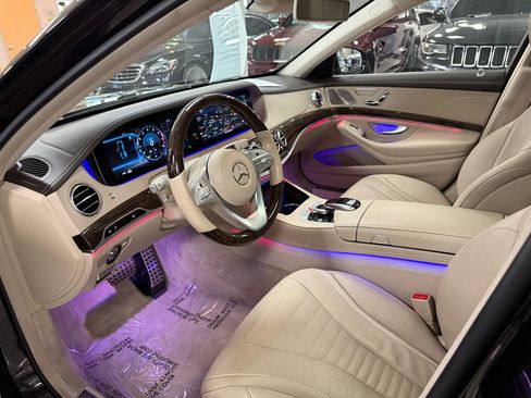 Used 2020 Mercedes-Benz S 560 Sedan image 9
