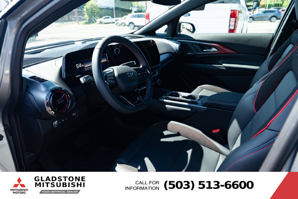 Used 2024 Chevrolet Equinox EV RS FWD image 19