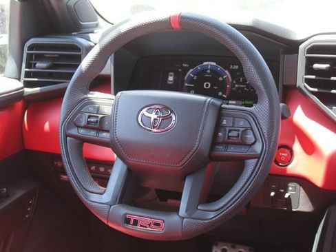 Used 2025 Toyota Sequoia TRD Pro AWD/4WD image 29