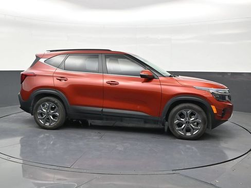 Used 2024 Kia Seltos S FWD image 6