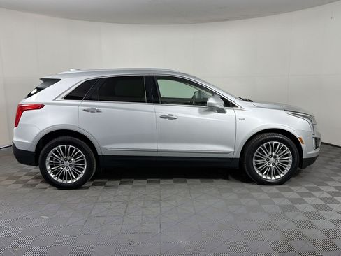 Used 2018 Cadillac XT5 Luxury w/ Driver Awareness Package FWD image 8