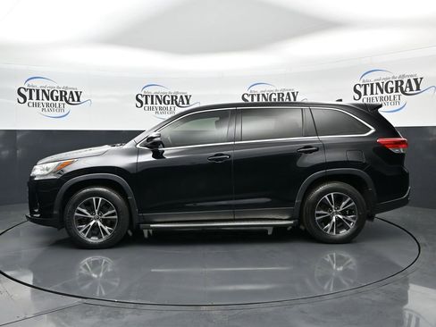 Used 2019 Toyota Highlander Plus image 4