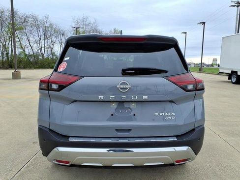 Used 2023 Nissan Rogue Platinum w/ Platinum Premium Package image 21