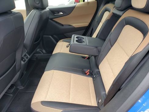 Used 2025 Chevrolet Equinox ACTIV AWD/4WD image 13