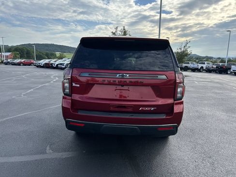 Used 2021 Chevrolet Suburban RST w/ Luxury Package AWD/4WD image 6