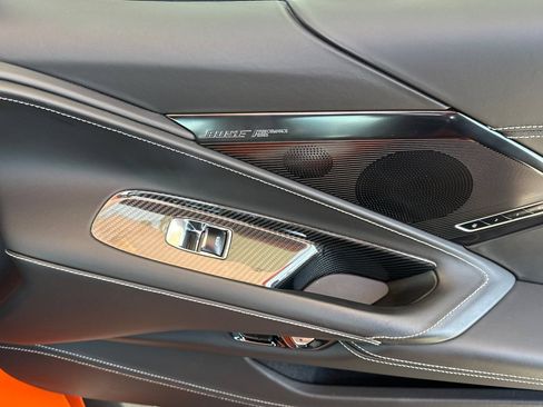 Used 2023 Chevrolet Corvette Stingray Premium Conv w/ Z51 Performance Package RWD image 18