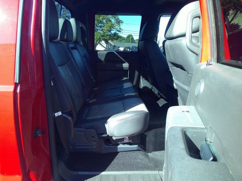 Used 2011 Ford F250 Lariat w/ Lariat Interior Pkg image 16