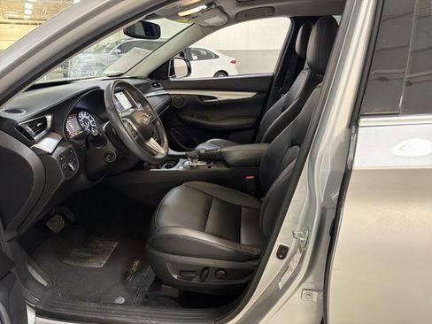 Used 2021 INFINITI QX50 Essential w/ Convenience Package FWD image 6