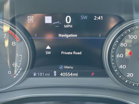 Certified 2024 Cadillac XT6 Premium Luxury w/ Technology Package AWD/4WD image 8