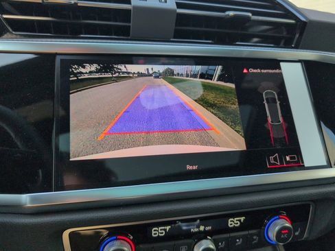 New 2025 Audi Q3 2.0T Premium image 5