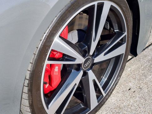 Used 2022 Audi S6 Premium Plus image 11