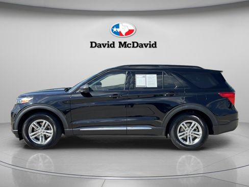 Used 2022 Ford Explorer XLT w/ Equipment Group 202A RWD image 2