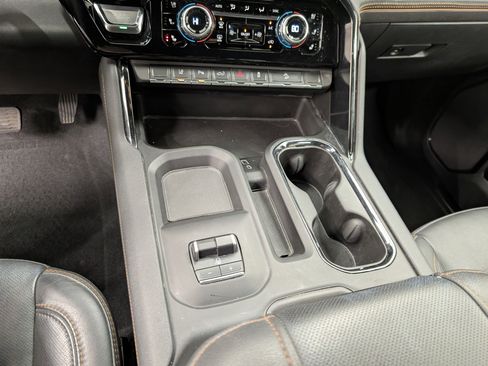 Used 2024 GMC Sierra 2500 AT4 w/ AT4 Premium Plus Package image 20